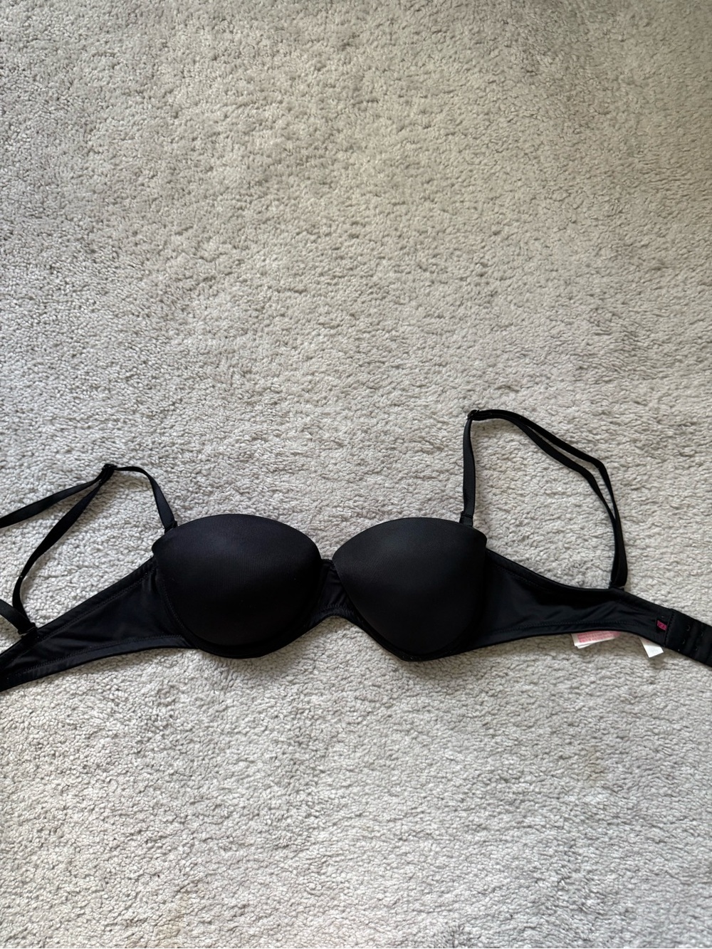 PINK Victoria's Secret Black Molded T-Shirt Bra
